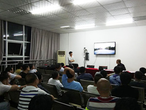 红龙扑克永兴分公司，全面备战“安全生产月”“安全生产万里行”活动