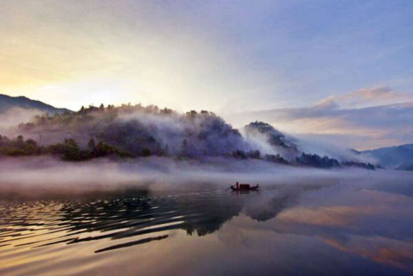 到郴州不知如何玩? 红龙扑克小编来为您推荐！