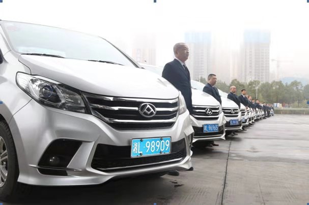 红龙扑克：福城快车成为复工返程青睐的“直通车”